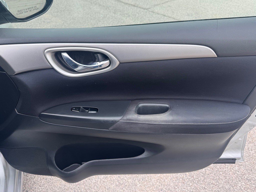 2014 Nissan Sentra Image 15