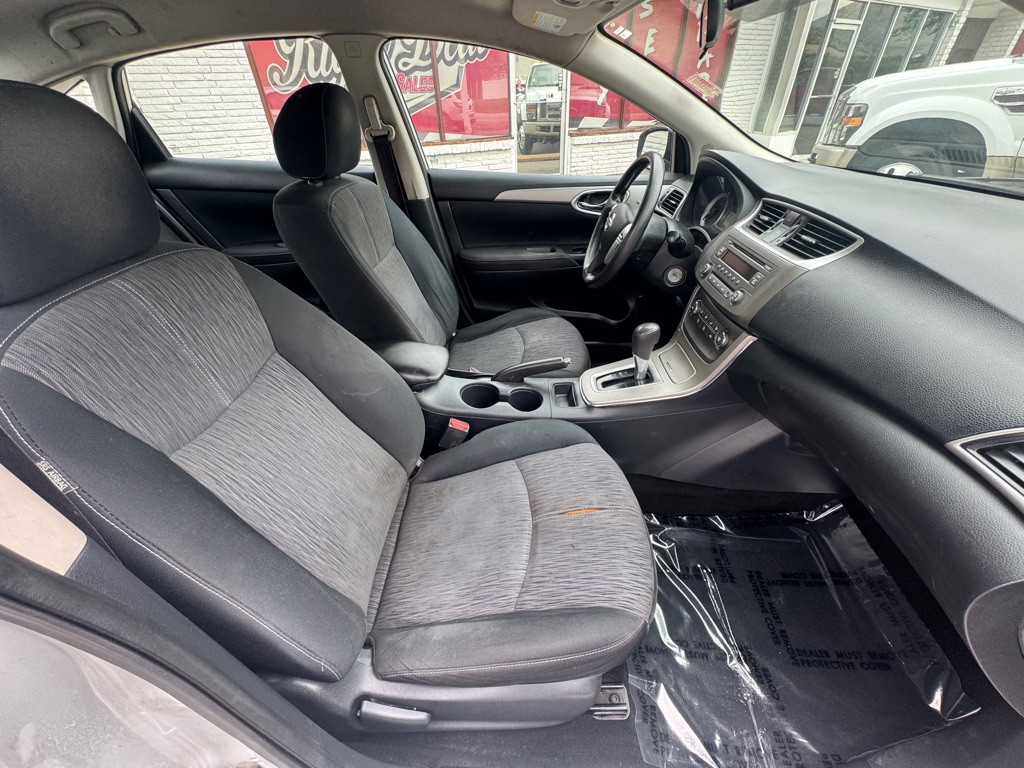 2014 Nissan Sentra Image 16