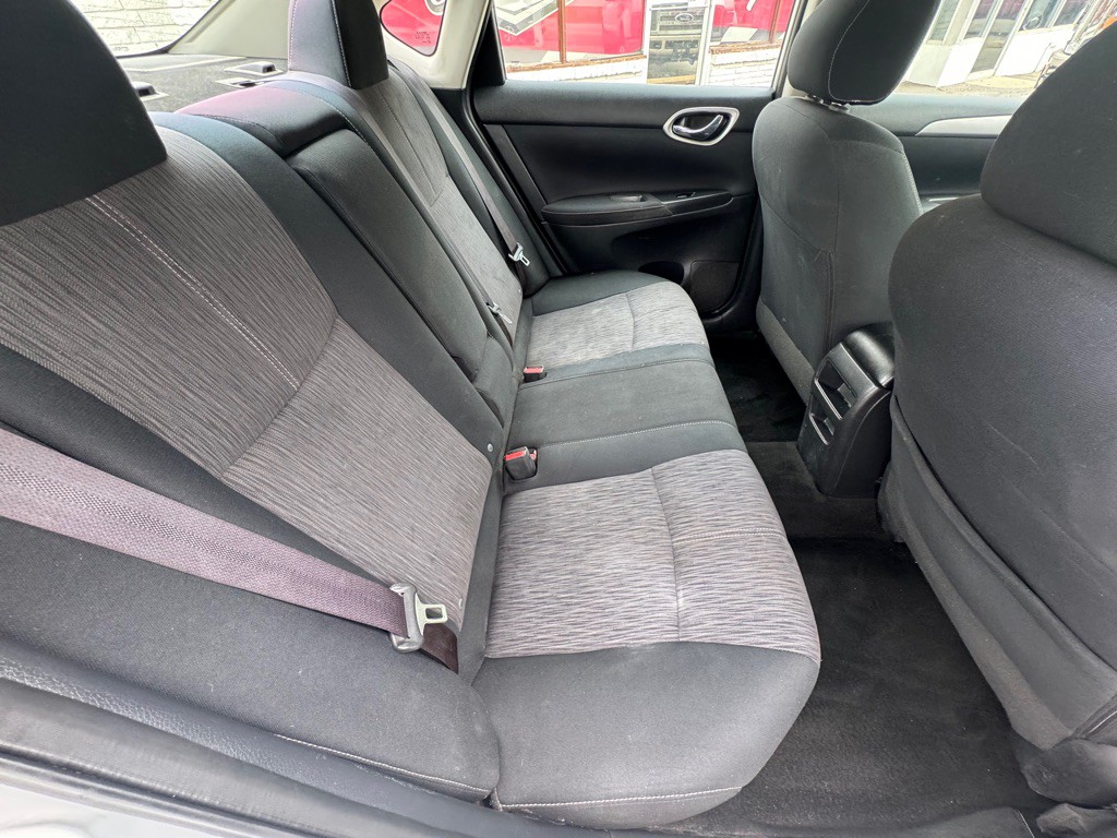 2014 Nissan Sentra Image 17