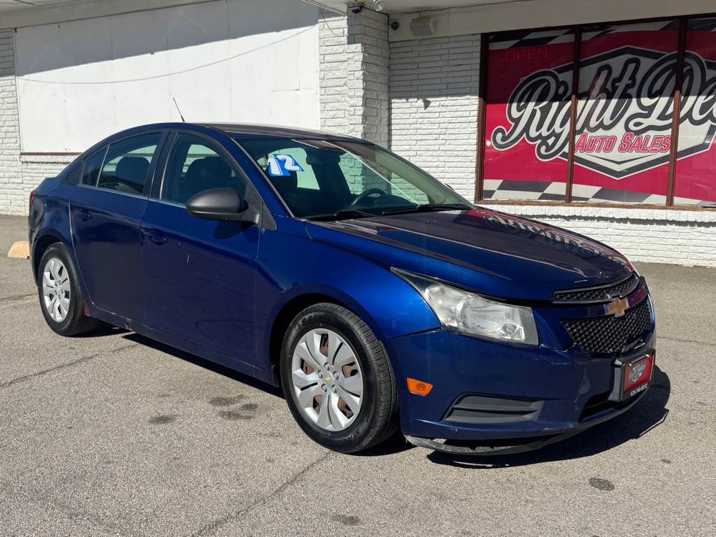 2012 Chevrolet Cruze Image 1