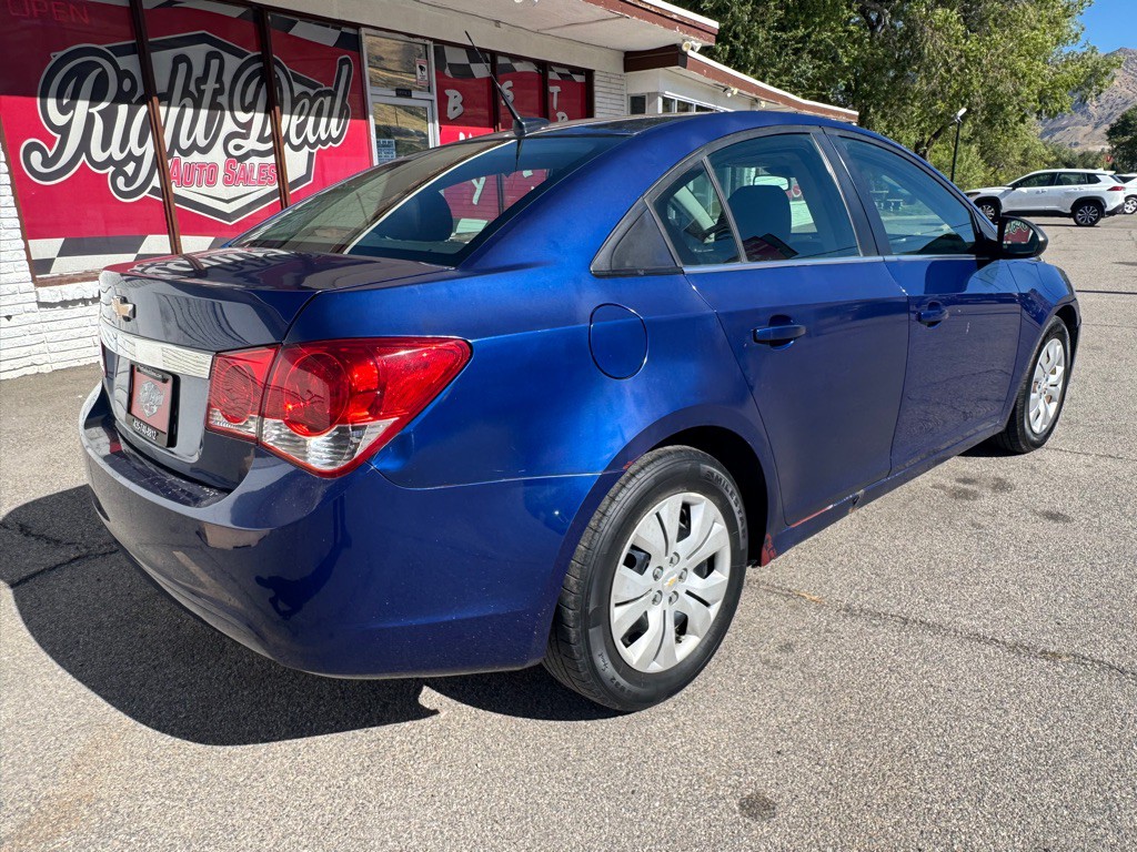 2012 Chevrolet Cruze Image 7