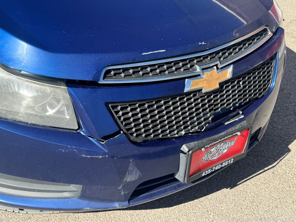 2012 Chevrolet Cruze Image 10