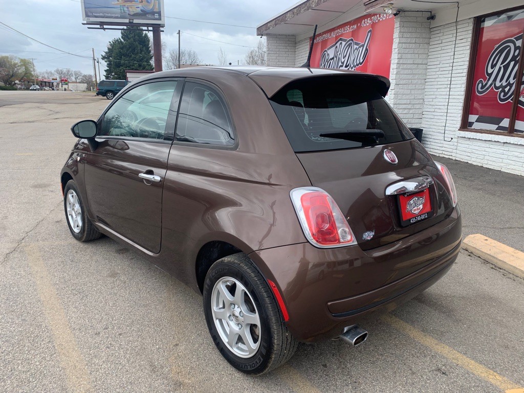 2015 FIAT 500 Image 5