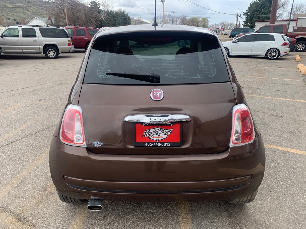 2015 FIAT 500 Image 6