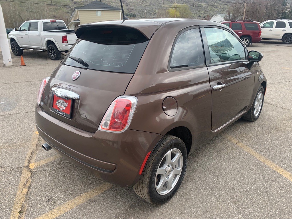 2015 FIAT 500 Image 7