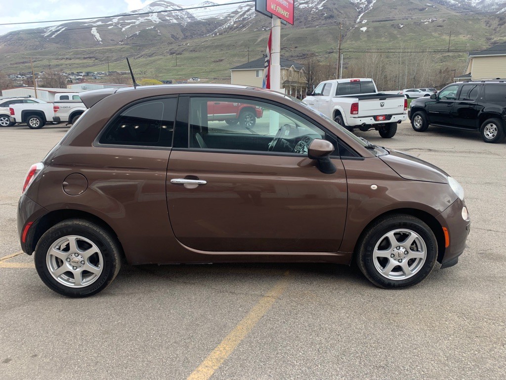 2015 FIAT 500 Image 8