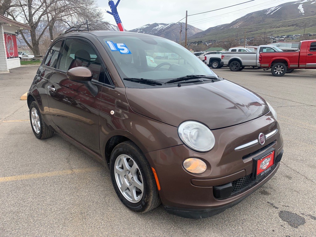 2015 FIAT 500 Image 9