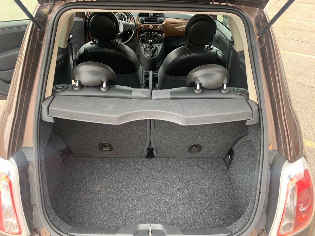 2015 FIAT 500 Image 16