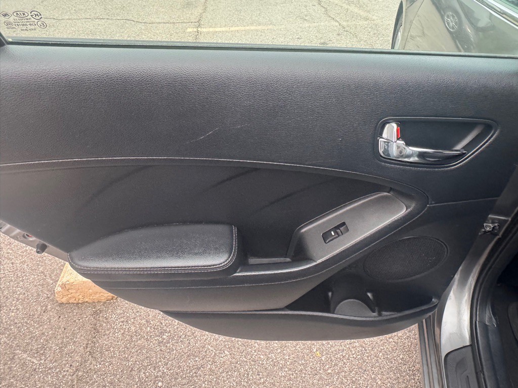 2015 Kia Forte Image 12