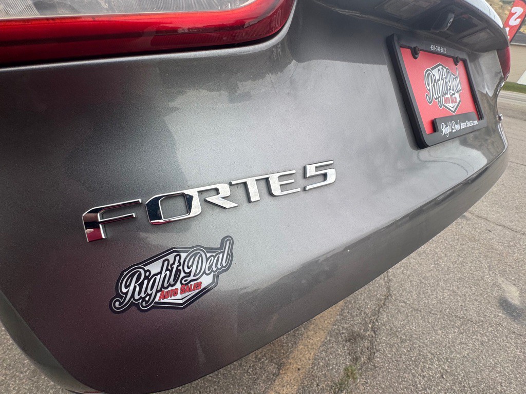 2015 Kia Forte Image 19