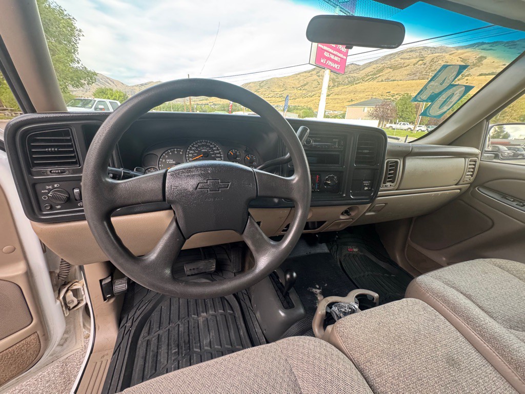 2004 Chevrolet Silverado 1500 Image 13