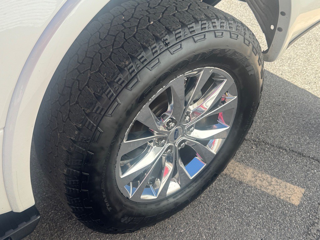 2017 Ford F-150 Image 10