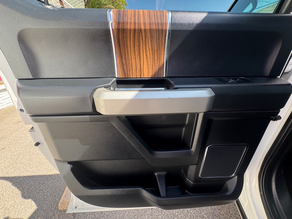 2017 Ford F-150 Image 14