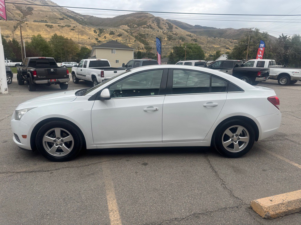 2014 Chevrolet Cruze Image 4