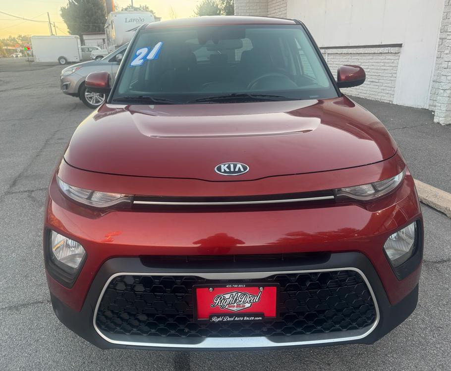 2021 Kia Soul Image 2