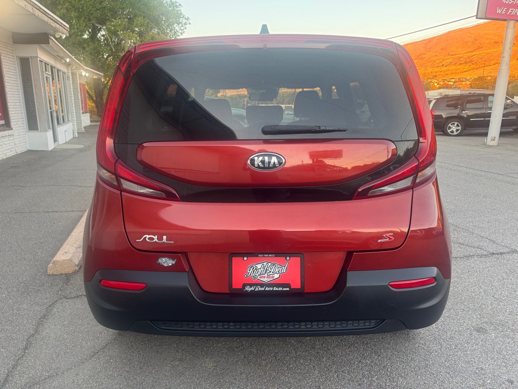 2021 Kia Soul Image 6
