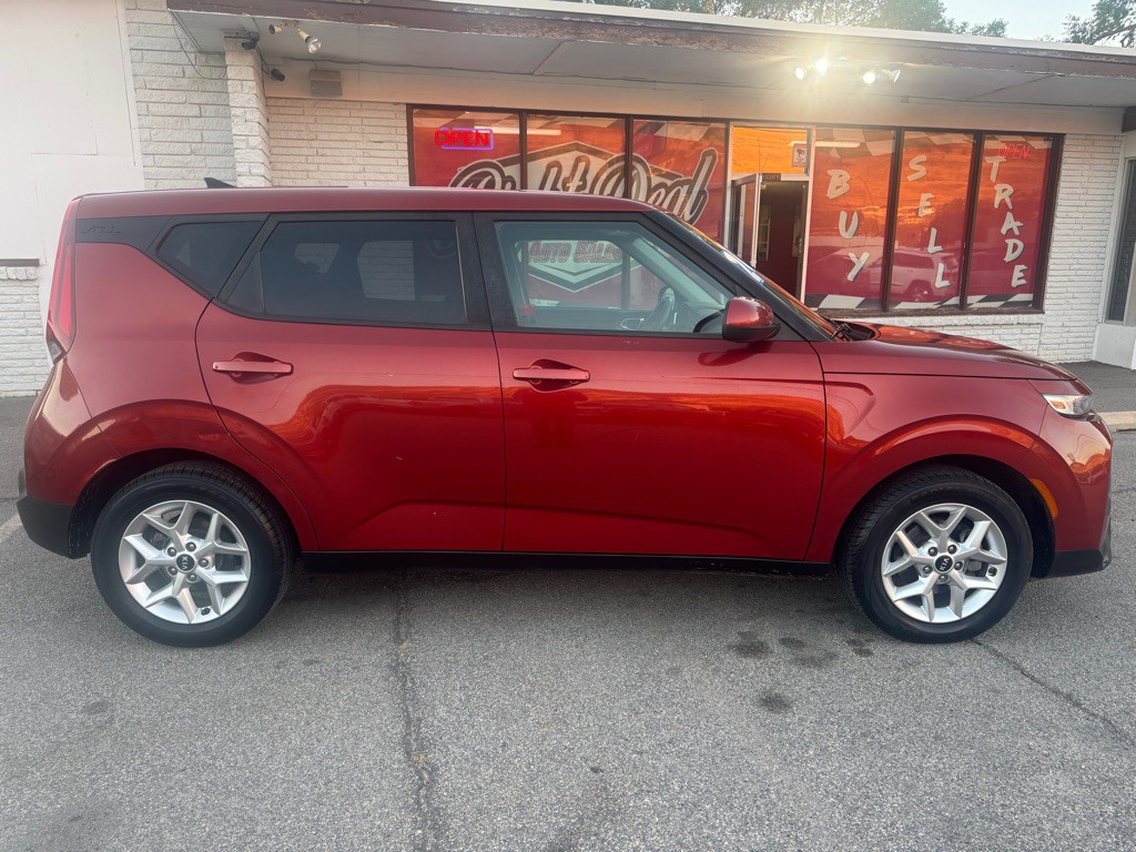 2021 Kia Soul Image 8