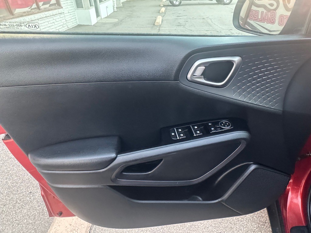 2021 Kia Soul Image 12