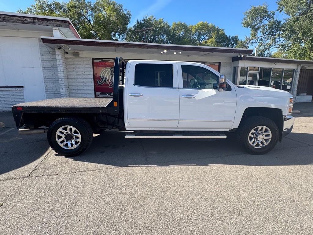 2017 Chevrolet Silverado 1500 Image 8