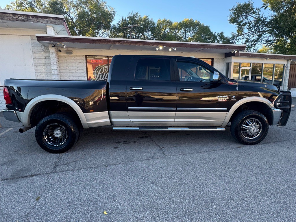 2010 Dodge Ram 3500 Image 8