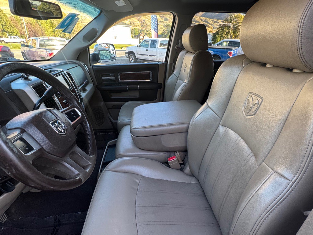 2010 Dodge Ram 3500 Image 16