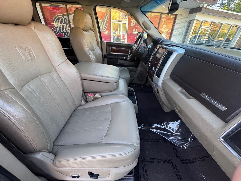 2010 Dodge Ram 3500 Image 25