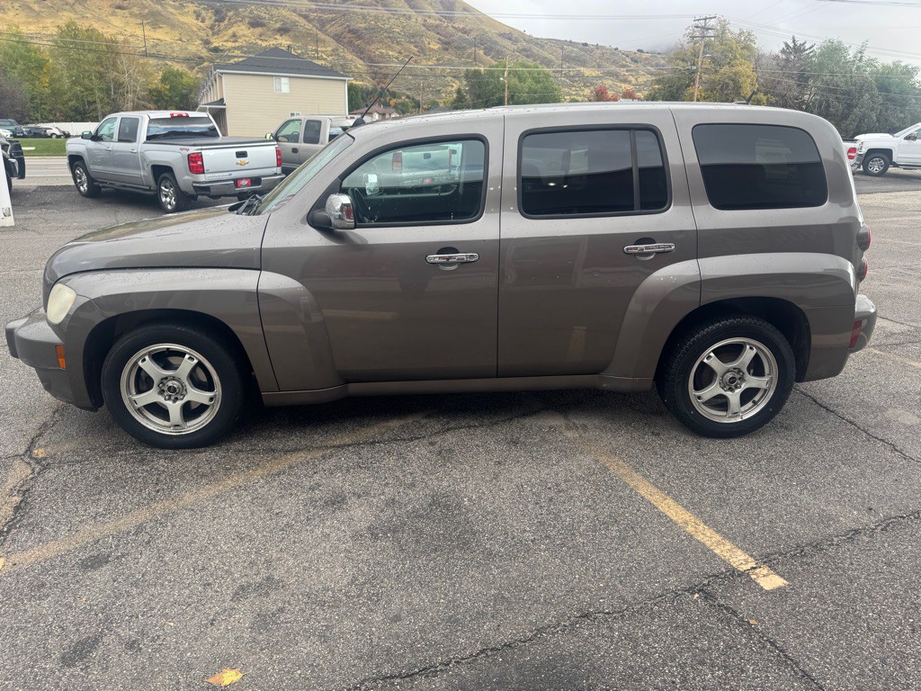 2011 Chevrolet HHR Image 4
