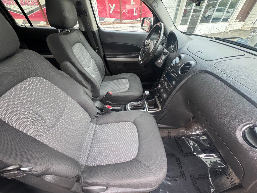 2011 Chevrolet HHR Image 18