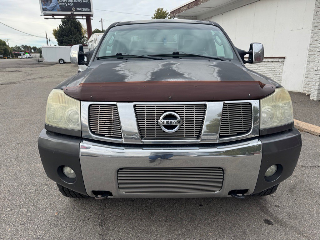 2007 Nissan Titan Image 2