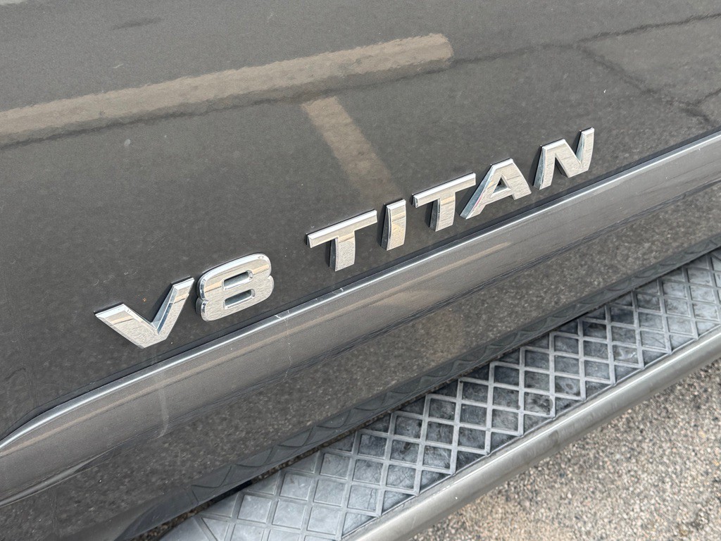 2007 Nissan Titan Image 8