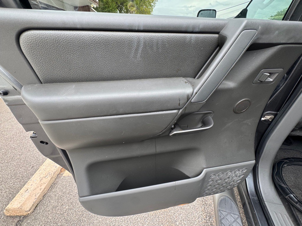 2007 Nissan Titan Image 15