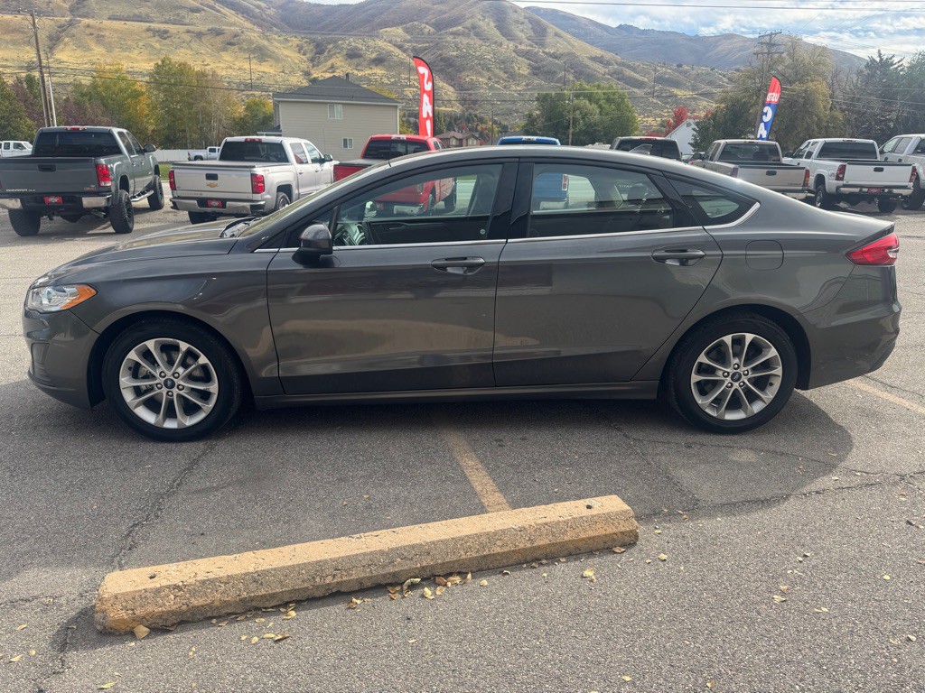 2020 Ford Fusion Image 4