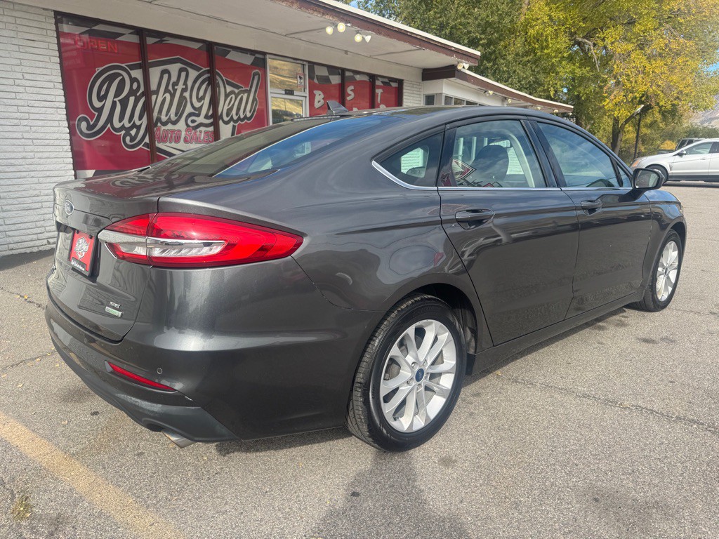 2020 Ford Fusion Image 7