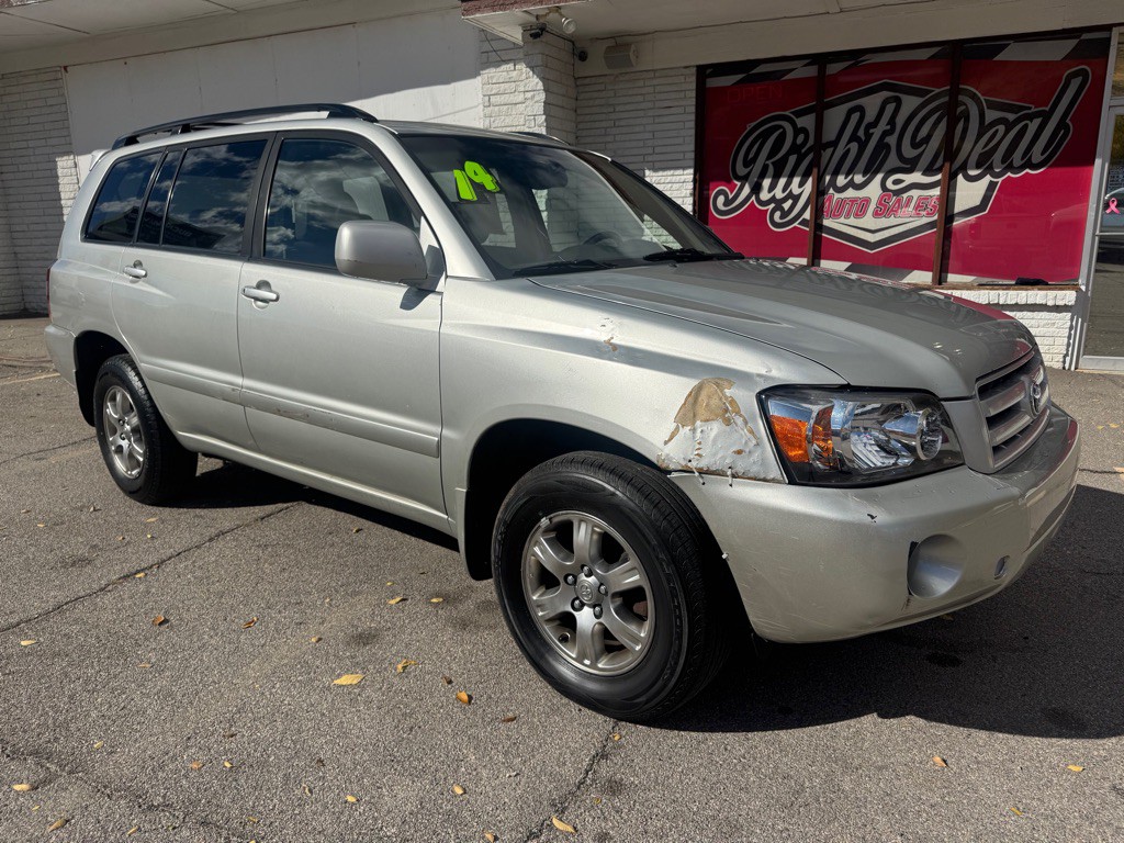 2004 Toyota Highlander Image 1