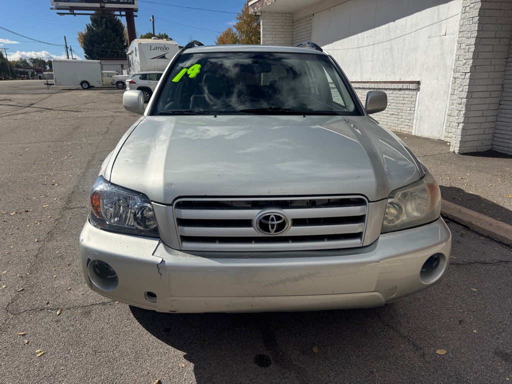 2004 Toyota Highlander Image 2