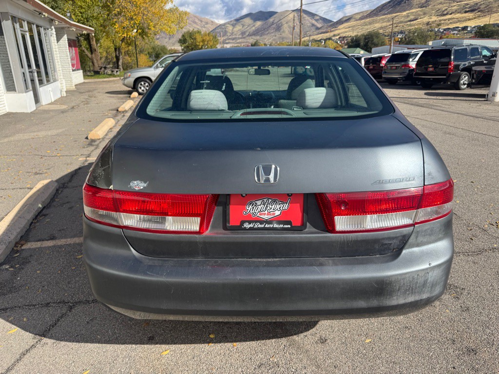 2004 Honda Accord Image 6