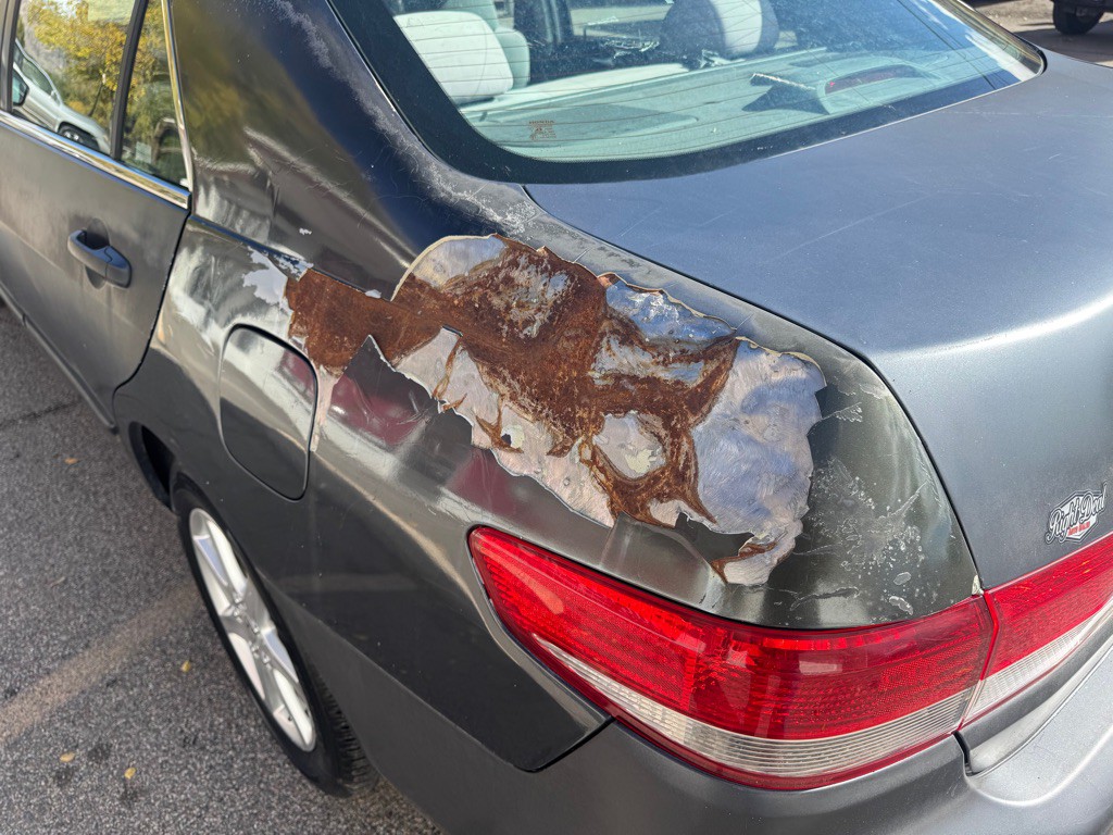 2004 Honda Accord Image 21