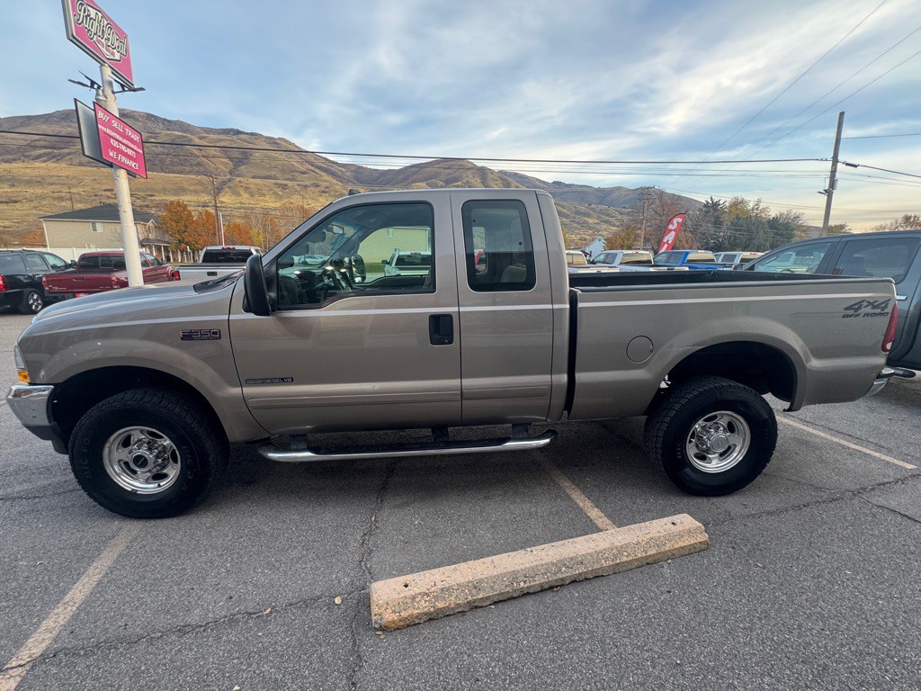 2002 Ford F-350 Image 5