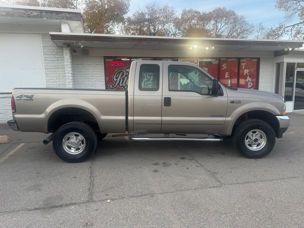 2002 Ford F-350 Image 9