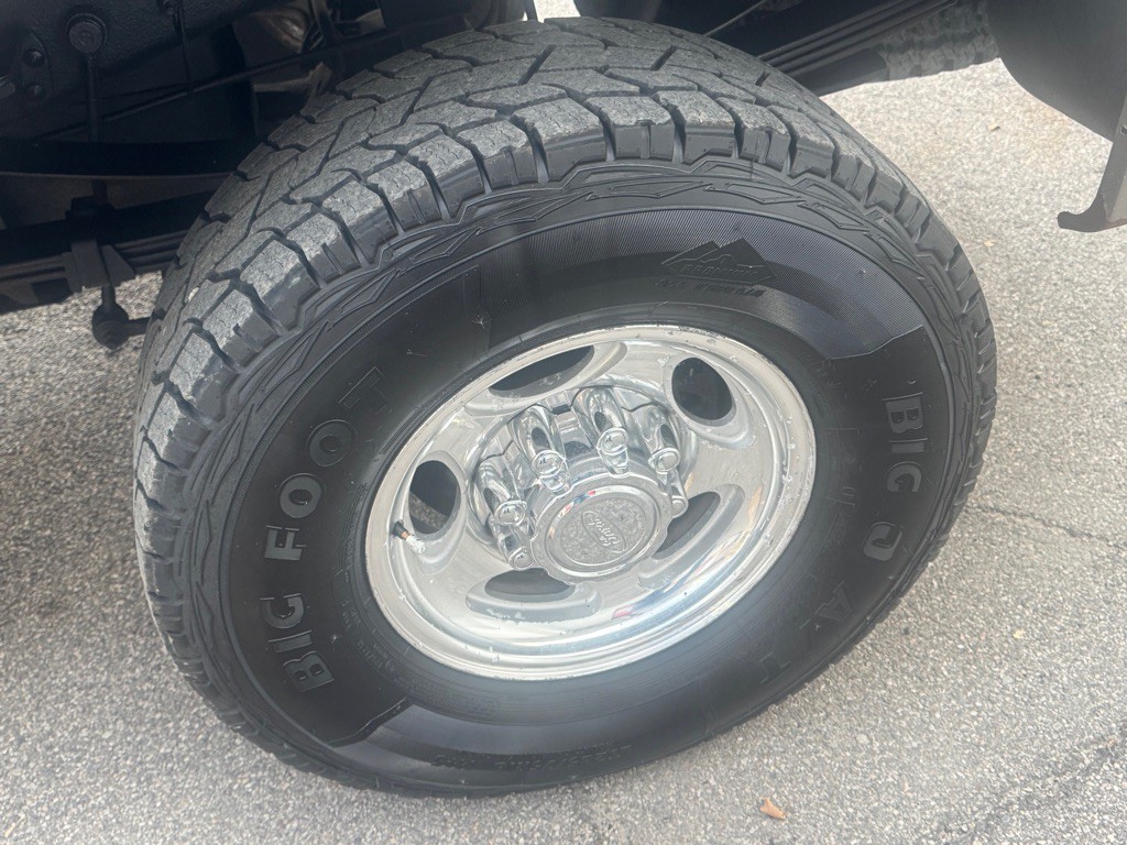 2002 Ford F-350 Image 13