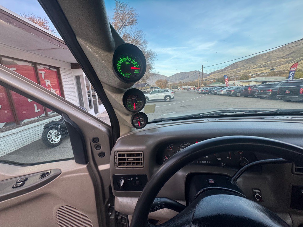 2002 Ford F-350 Image 21