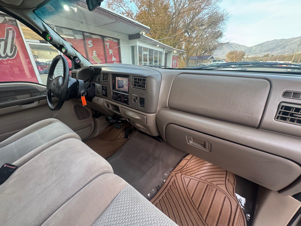 2002 Ford F-350 Image 27