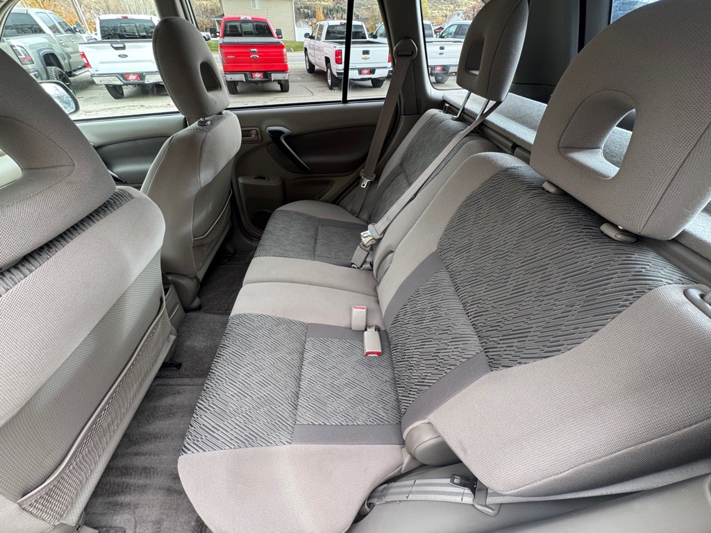 2002 Toyota Rav4 Image 16