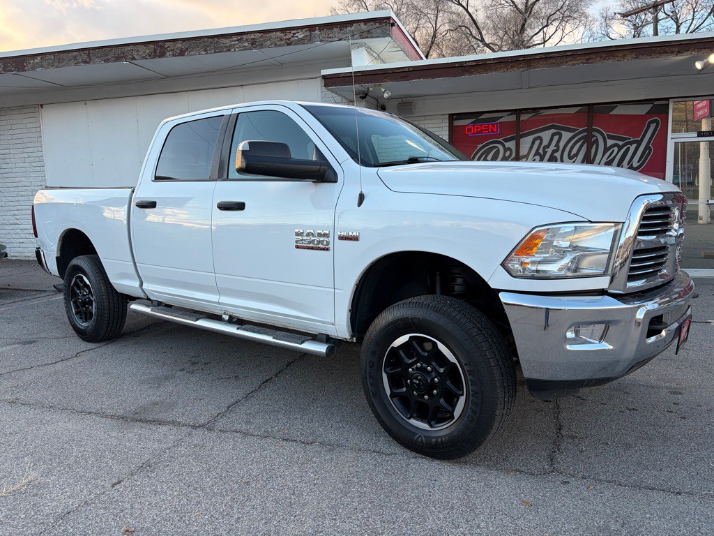 2014 RAM 2500 Image 1