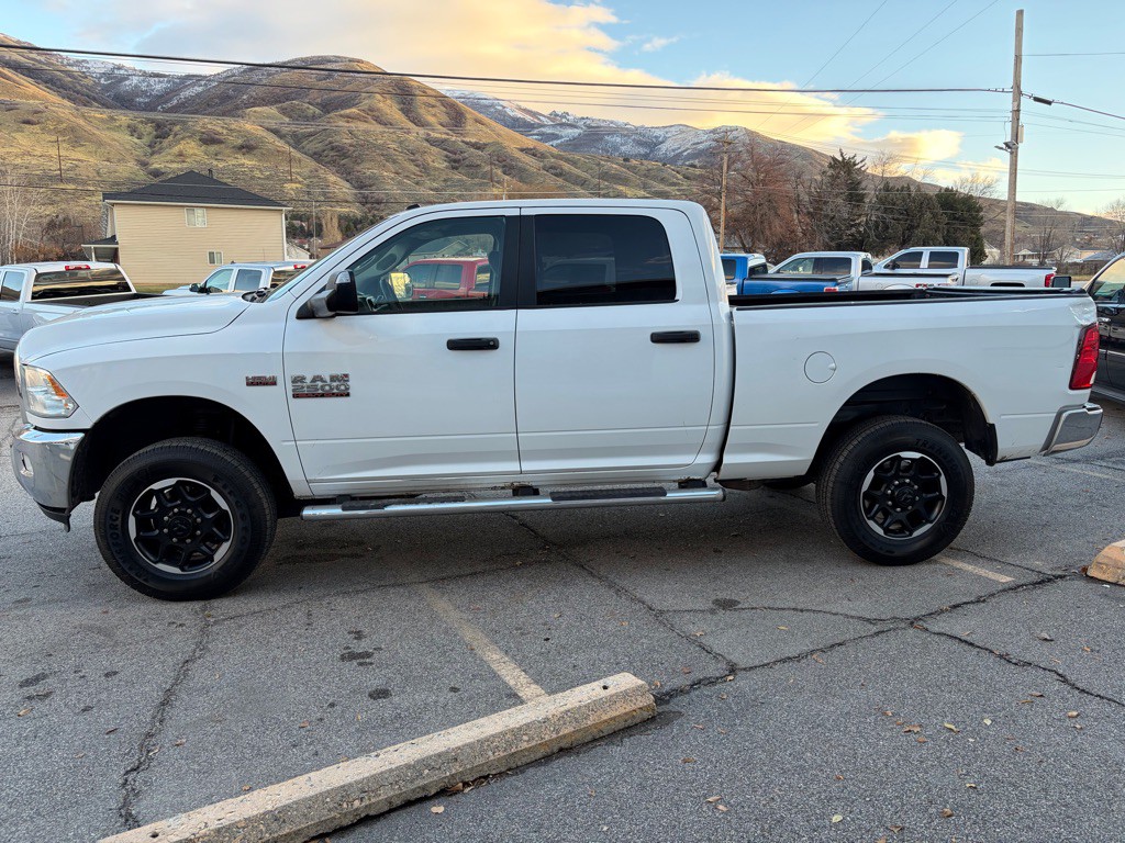 2014 RAM 2500 Image 5