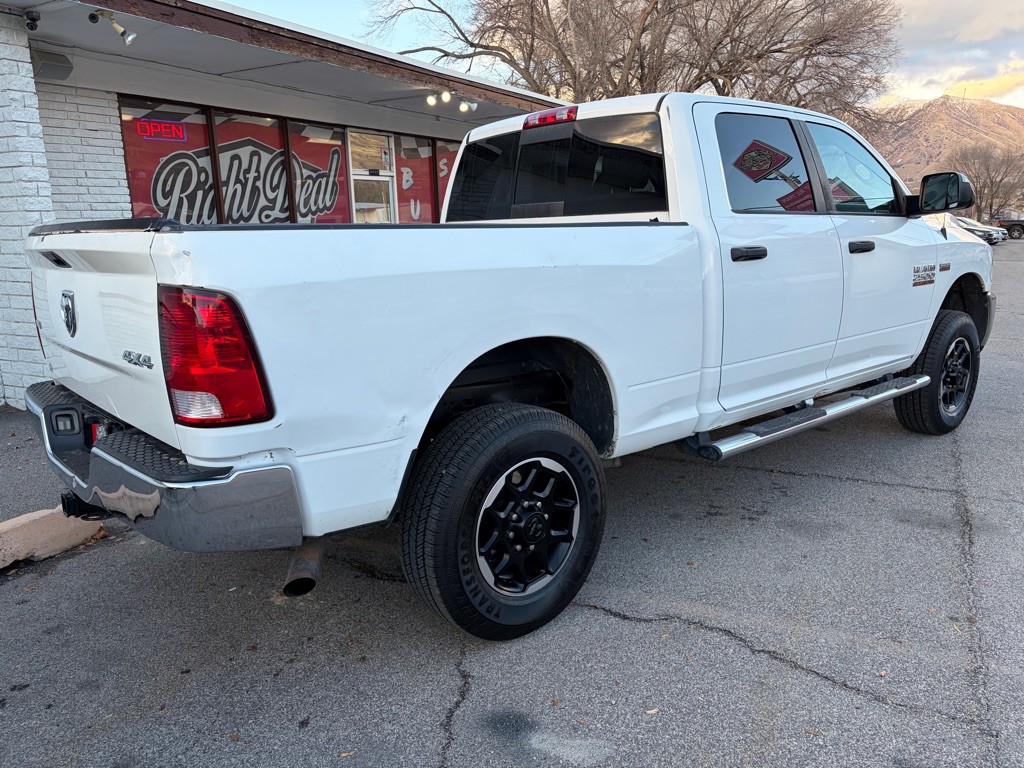 2014 RAM 2500 Image 8