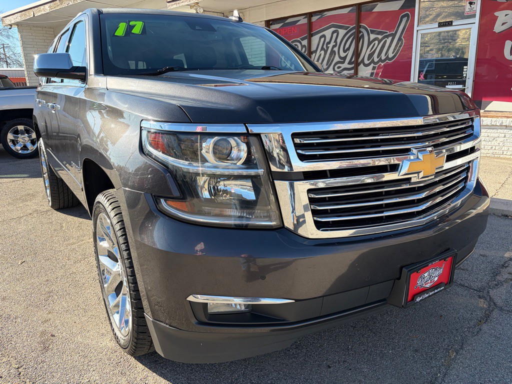2017 Chevrolet Tahoe Image 2