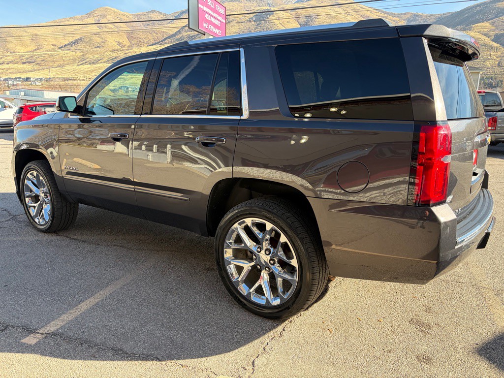 2017 Chevrolet Tahoe Image 6