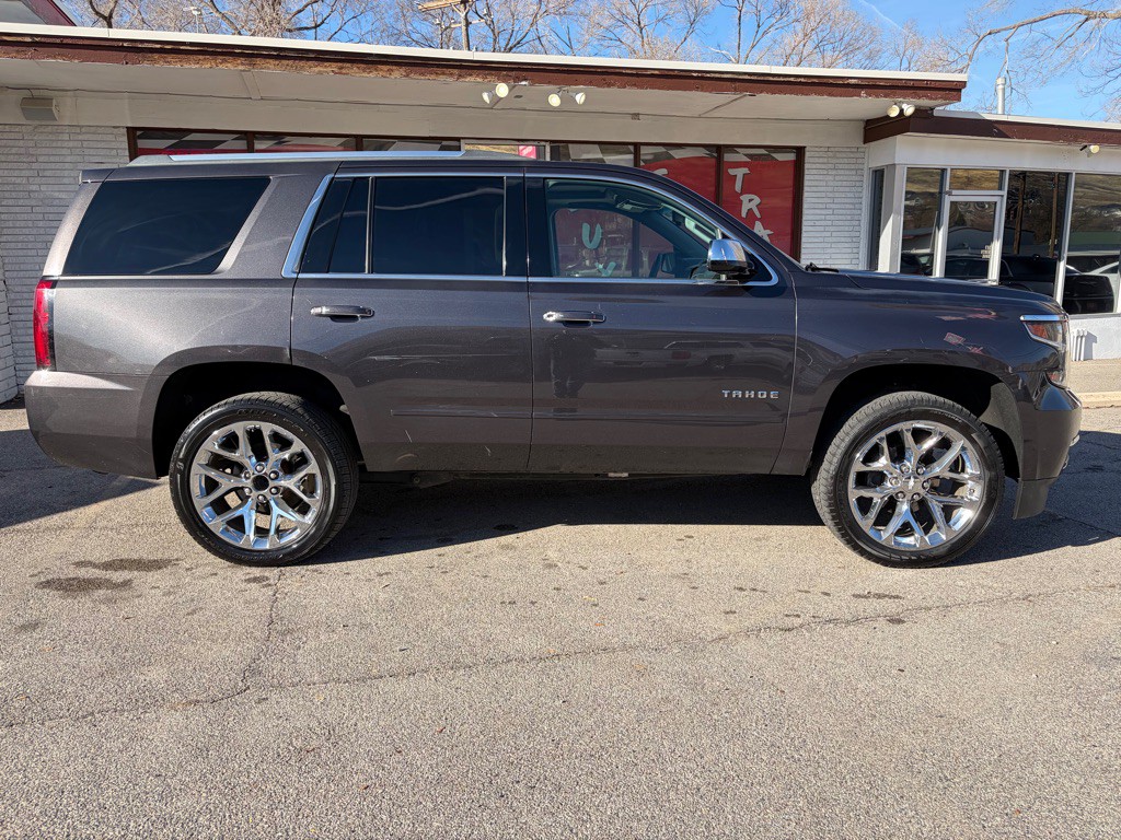 2017 Chevrolet Tahoe Image 9