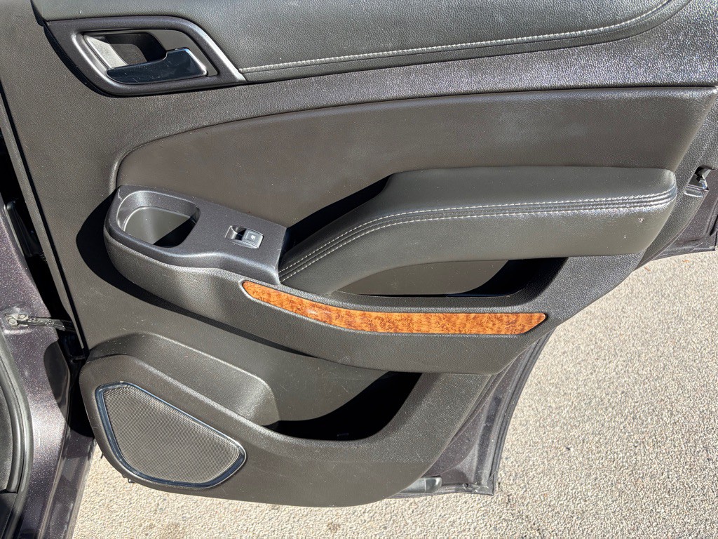 2017 Chevrolet Tahoe Image 30